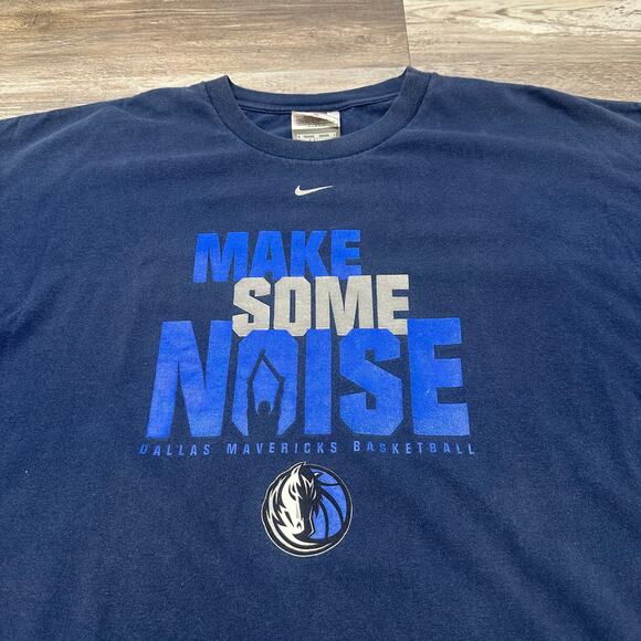 Vintage Y2K Nike Dallas Mavericks Make Some Noise Blue Men XL Basketball T-Shirt - Picture 1 of 9